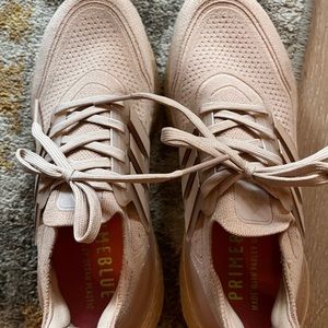 UltraBoost 21 in Dusty Rose